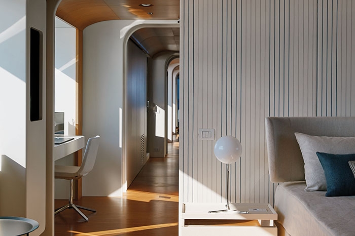 gafencu_new_luxury_motor_yacht_release_2021_motopanfilo_37m (6) Image